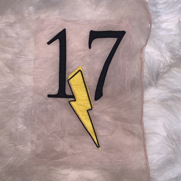 NWOT Zara Oversized Tull Tee - Picture 3 of 5